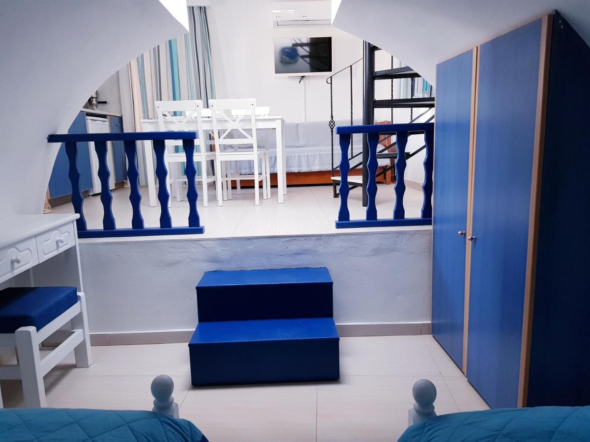 White & Blue Apartment Perivolos  Luaran gambar