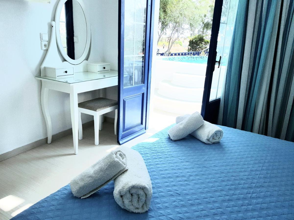White & Blue Apartment Perivolos  Luaran gambar