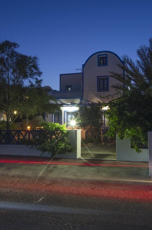 White & Blue Apartment Perivolos  Luaran gambar