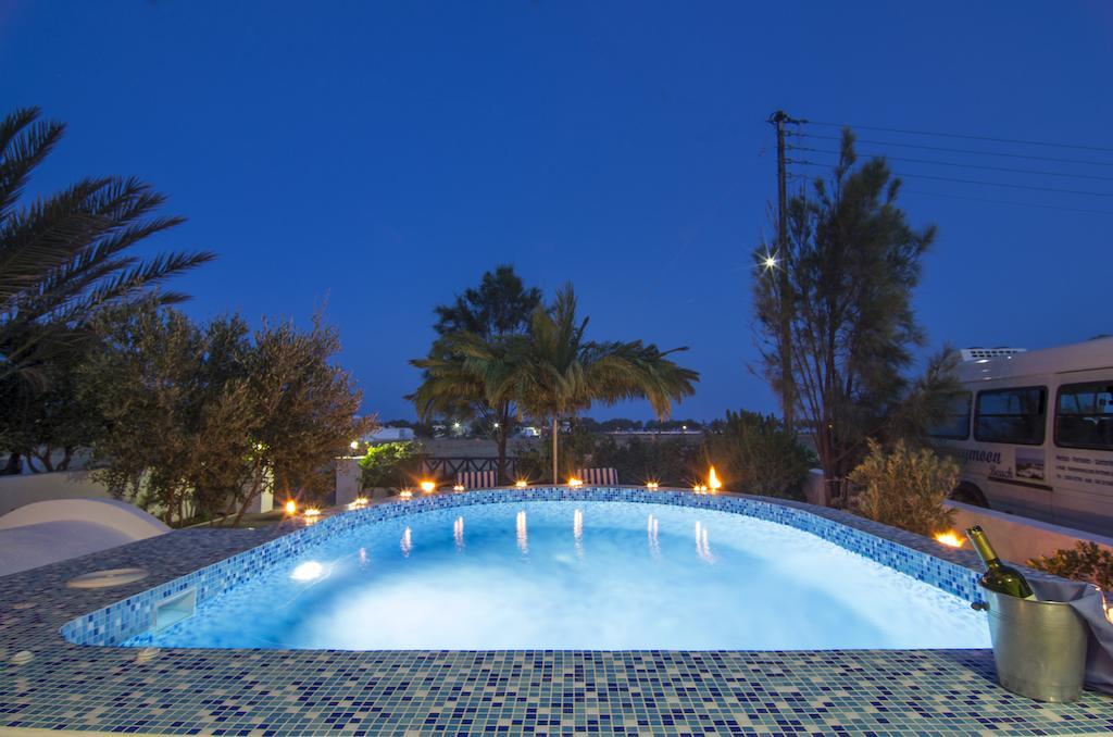 White & Blue Apartment Perivolos  Luaran gambar